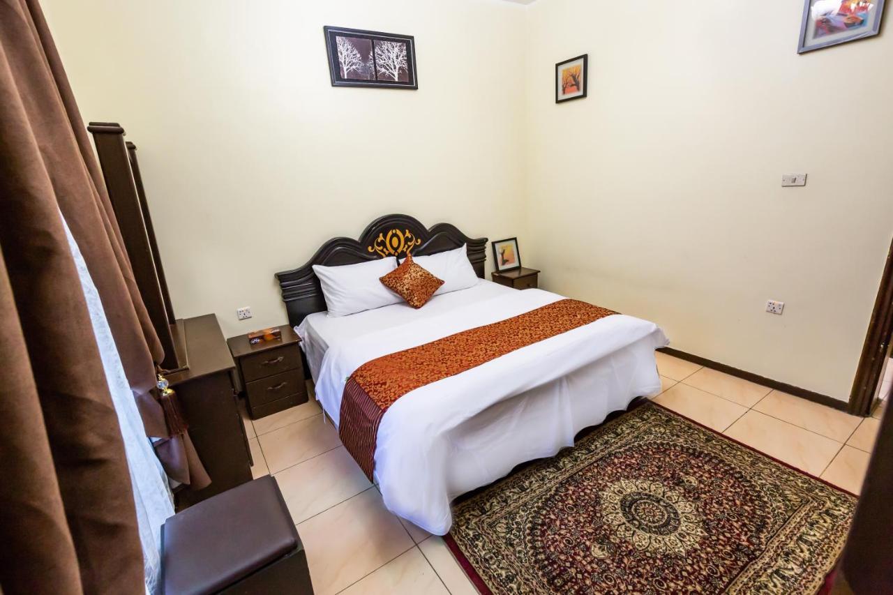 Al Eairy Furnished Apartments- Jeddah 1 ภายนอก รูปภาพ
