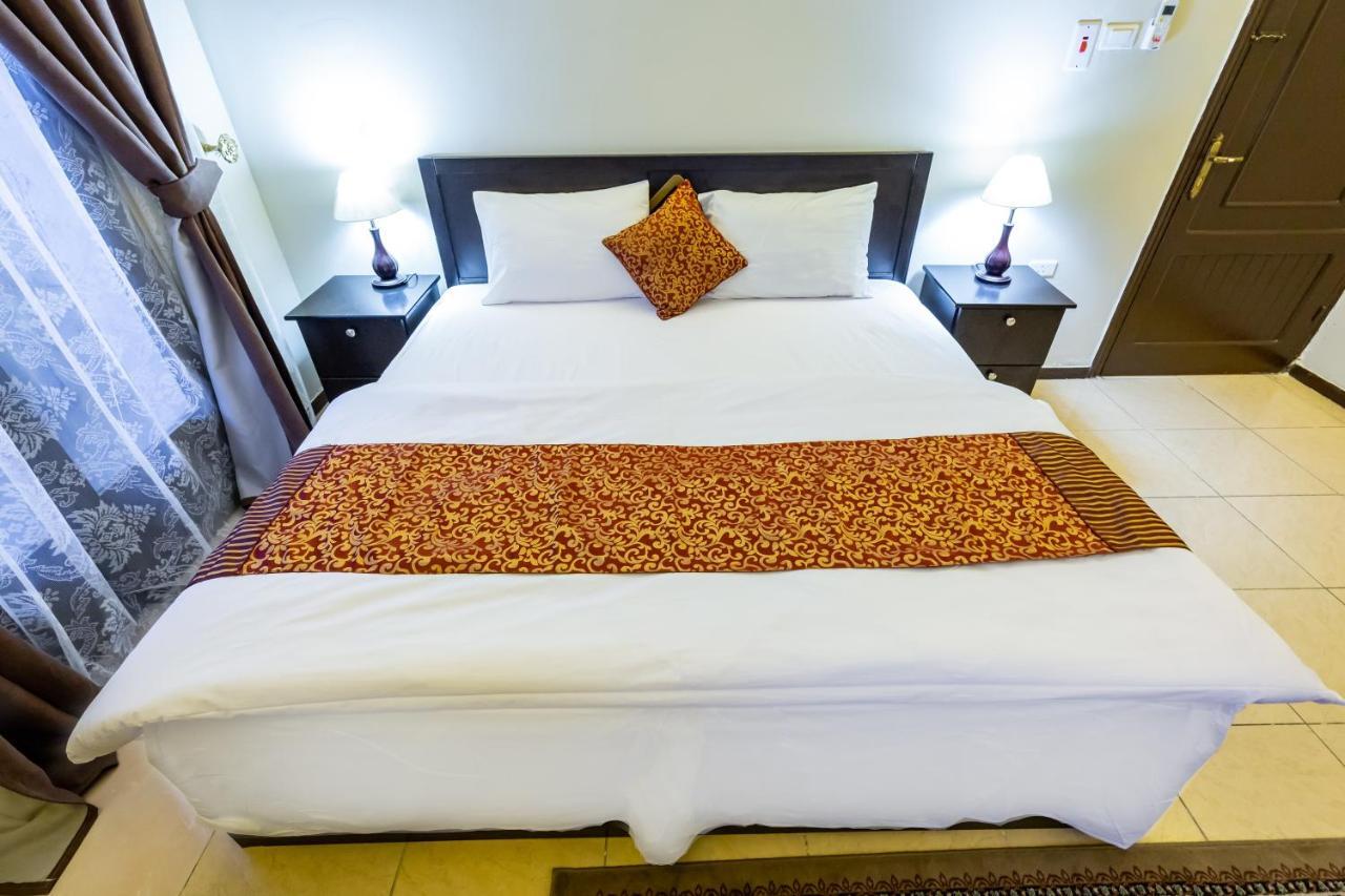 Al Eairy Furnished Apartments- Jeddah 1 ภายนอก รูปภาพ