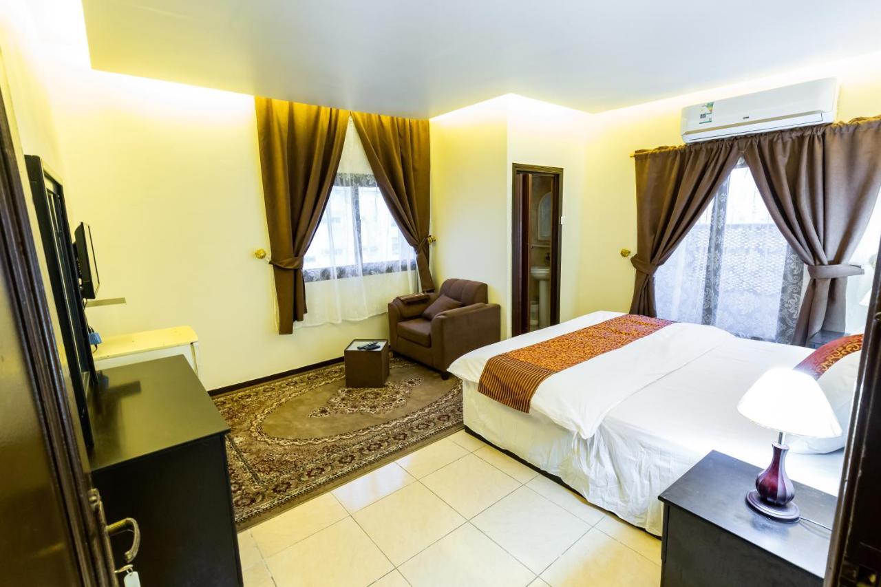 Al Eairy Furnished Apartments- Jeddah 1 ภายนอก รูปภาพ